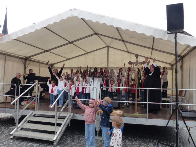 Himmelfahrtsgottesdienst auf dem Marktplatz